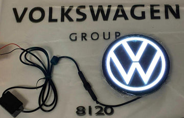 NEW OEM 2019-2020 VW Volkswagen Tiguan Front Grille Emblem Badge 5NA-853-601-JZA