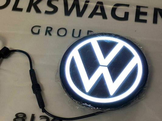 NEW OEM 2019-2020 VW Volkswagen Tiguan Front Grille Emblem Badge 5NA-853-601-JZA