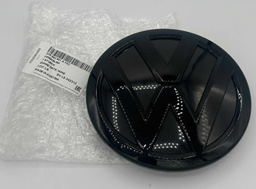 VW PASSAT CC CENTER GRILLE BADGE EMBLEM GLOSS BLACK 3C8853601AFXC 2010
